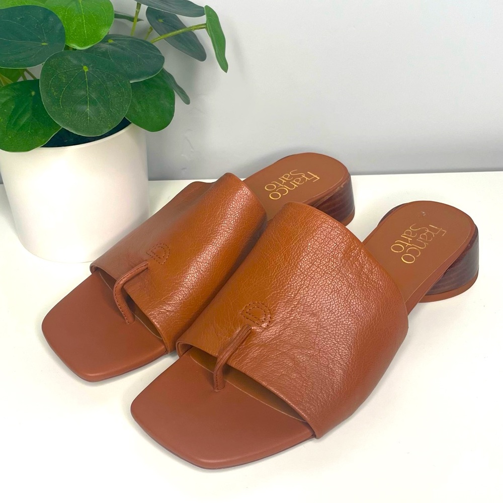 Franco Sarto Loren Sandals Tan Brown Soft Leather Size 7.5 Round Low Heel